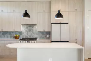 4707 Reyes St, Austin, TX 78721 - Photo 12