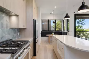 4707 Reyes St, Austin, TX 78721 - Photo 14