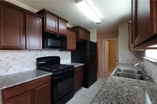 110 Wilson Ct., Hutto, TX 78634 - Photo 8