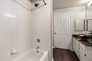 2320 Gracy Farms Ln, Austin, TX 78758 - Photo 26
