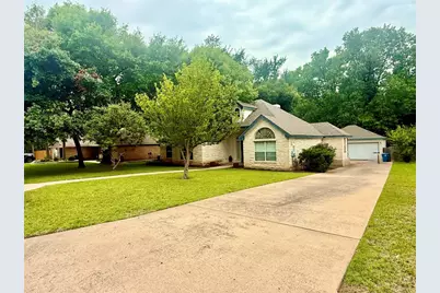 1127 Robin Road, Elgin, TX 78621 - Photo 18