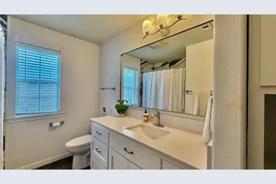 1127 Robin Road, Elgin, TX 78621 - Photo 12