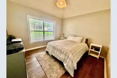 1127 Robin Road, Elgin, TX 78621 - Photo 14