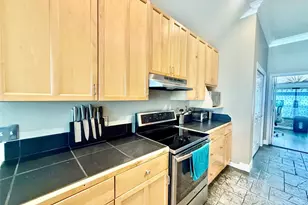 1127 Robin Rd, Elgin, TX 78621 - Photo 6