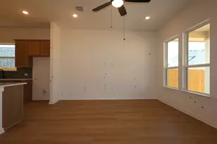 13210 Stabler Dr, Austin, TX 78652 - Photo 8