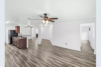 229 J E Brown Lane, Jarrell, TX 76537 - Photo 8