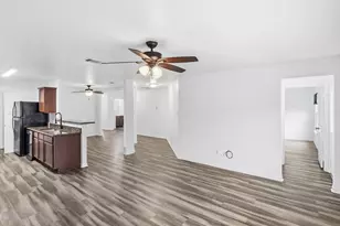 229 J E Brown Ln, Jarrell, TX 76537 - Photo 8