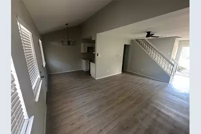 9303 Quail Wood Drive, Austin, TX 78758 - Photo 10