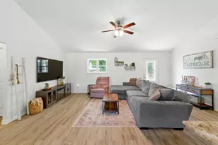 780 Co Rd 389, Granger, TX 76530 - Photo 6