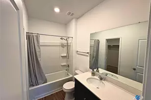 124 Rooster Wy, Jarrell, TX 76537 - Photo 12