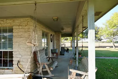 1375 Cr 320, Granger, TX 76530 - Photo 34