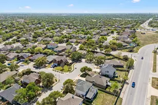 1405 Grafton Ln, Pflugerville, TX 78660 - Photo 32