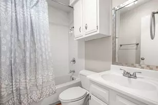3213 Plantation Rd, Austin, TX 78745 - Photo 4