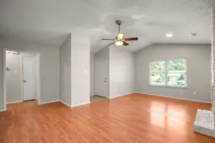 3213 Plantation Rd, Austin, TX 78745 - Photo 6
