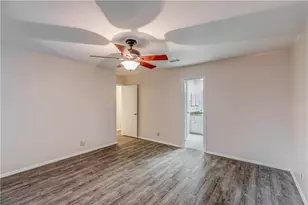 12118 Black Angus Dr, Austin, TX 78727 - Photo 24