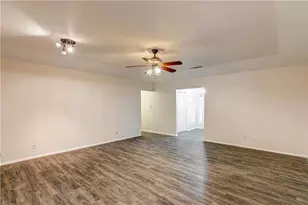 12118 Black Angus Dr, Austin, TX 78727 - Photo 18