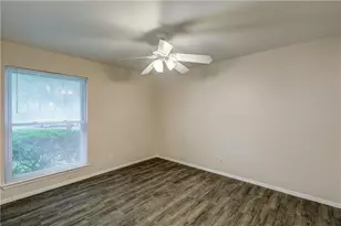 12118 Black Angus Dr, Austin, TX 78727 - Photo 34