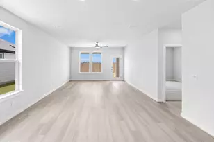 1543 Estelea Grv, New Braunfels, TX 78130 - Photo 6