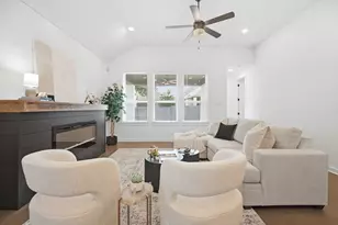 112 Fox Run, Georgetown, TX 78628 - Photo 10