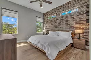 3010 E 18th 1/2 St, Austin, TX 78702 - Photo 10