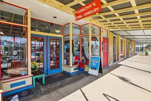 126 Two Bits Ln, Elgin, TX 78621 - Photo 28