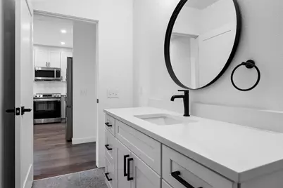 1800 E 4th Street #295, Austin, TX 78702 - Photo 2