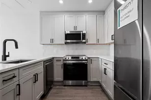 1800 E 4th St, Austin, TX 78702 - Photo 1