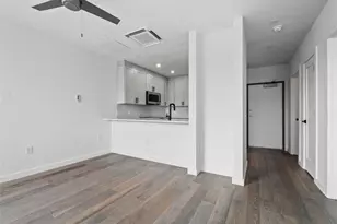 1800 E 4th St, Austin, TX 78702 - Photo 8