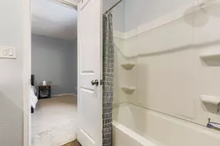 192 Standing Rock Ln, Marble Falls, TX 78654 - Photo 12