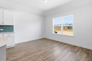 215 Great Northern Dr, Cedar Creek, TX 78612 - Photo 12