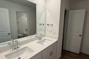 215 Great Northern Dr, Cedar Creek, TX 78612 - Photo 8