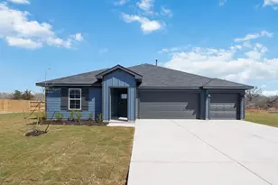 215 Great Northern Dr, Cedar Creek, TX 78612 - Photo 1