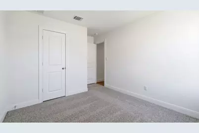 215 Great Northern Drive, Cedar Creek, TX 78612 - Photo 6