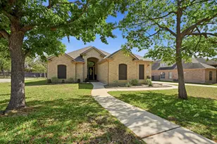 2520 Klemm St, New Braunfels, TX 78132 - Photo 2