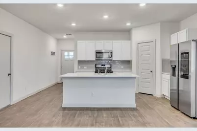 210 Big Cypress Bayou Road, Hutto, TX 78634 - Photo 6