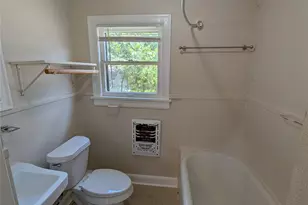 304 E 42nd St, Austin, TX 78751 - Photo 18