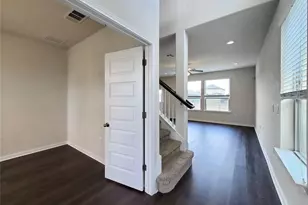 104 Blue Waterleaf Ln, Georgetown, TX 78626 - Photo 6