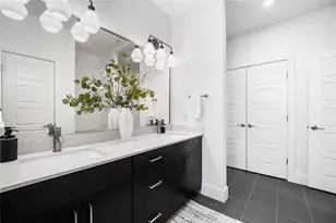 1615 E 7th St, Austin, TX 78702 - Photo 18