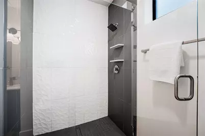 1615 E 7th Street #208, Austin, TX 78702 - Photo 16