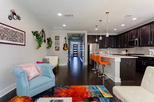 807 E 16th St, Austin, TX 78702 - Photo 2