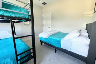 807 E 16th St, Austin, TX 78702 - Photo 34