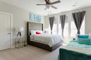 807 E 16th St, Austin, TX 78702 - Photo 12