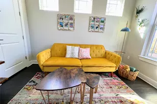 807 E 16th St, Austin, TX 78702 - Photo 30