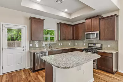 808 Totis Road, Austin, TX 78748 - Photo 8