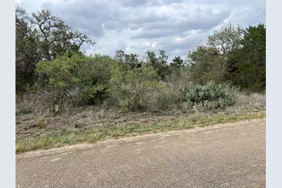 800 Fox Road, San Marcos, TX 78666 - Photo 4