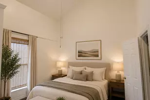 2401 Leon St, Austin, TX 78705 - Photo 12