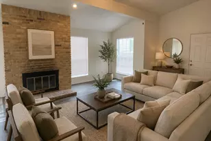 2401 Leon St, Austin, TX 78705 - Photo 2