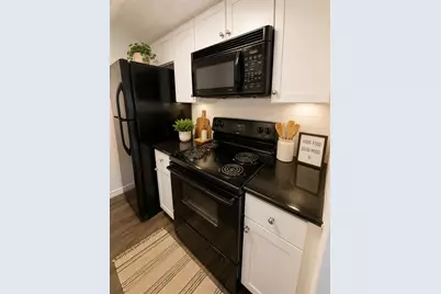 2401 Leon Street #206, Austin, TX 78705 - Photo 6