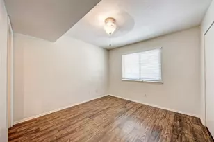 1106 W 22nd St, Austin, TX 78705 - Photo 12