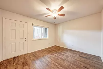 1106 W 22nd Street #4, Austin, TX 78705 - Photo 10